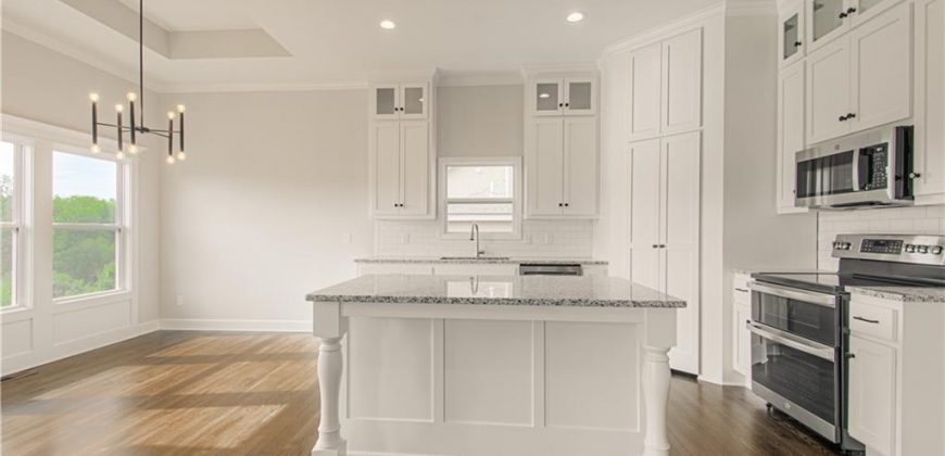 Homes for Sale in Kansas City, MO 64156 | 4806 NE 105th Street