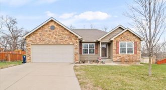 Homes for Sale in Kansas City, MO 64154 | 8715 N Belton Avenue