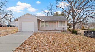 Homes for Sale in Kansas City, MO 64119 | 225 E Whittier Street
