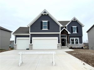 11803-N-Bellaire-Avenue-mls-2592058-image-1