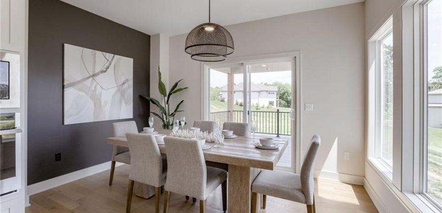 Homes for Sale in Parkville, MO 64152 | 13504  Terrace Park Drive