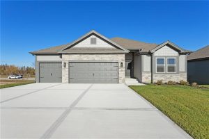 8890-N-Monroe-Avenue-mls-2556484-image-1