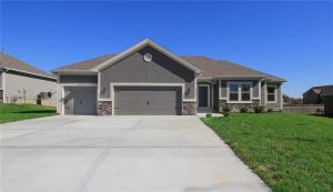 8911-N-Monroe-Avenue-mls-2556500-image-1