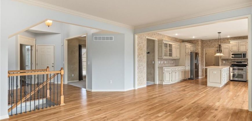 Homes for Sale in Kansas City, MO 64154 | 5619 NW 108TH Terrace