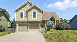 Homes for Sale in Kansas City, MO 64157 | 8002 NE 111th Terrace