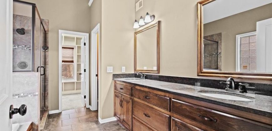 Homes for Sale in Kansas City, MO 64154 | 5700 NW 92nd Terrace