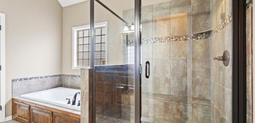 Homes for Sale in Kansas City, MO 64154 | 5700 NW 92nd Terrace