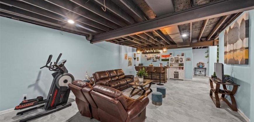 Homes for Sale in Kansas City, MO 64154 | 5700 NW 92nd Terrace