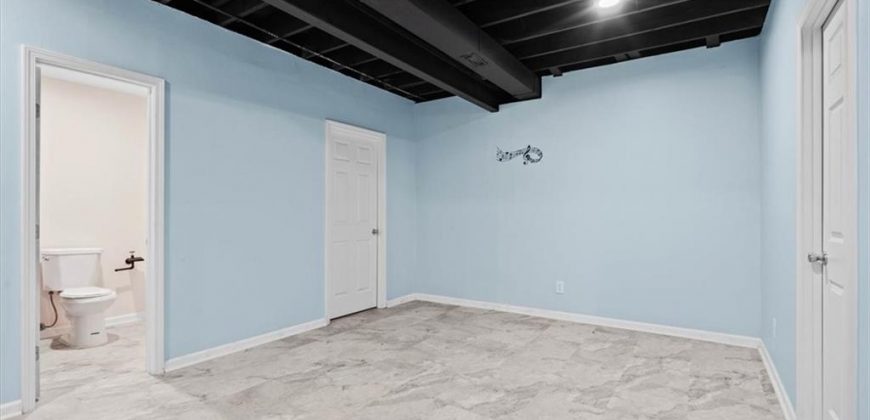 Homes for Sale in Kansas City, MO 64154 | 5700 NW 92nd Terrace