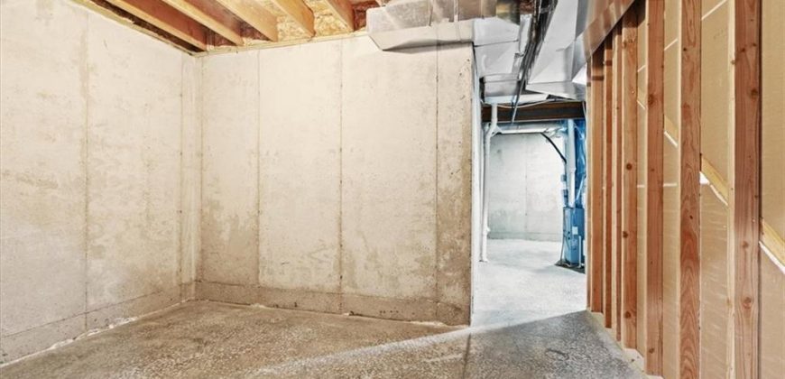 Homes for Sale in Kansas City, MO 64154 | 5700 NW 92nd Terrace