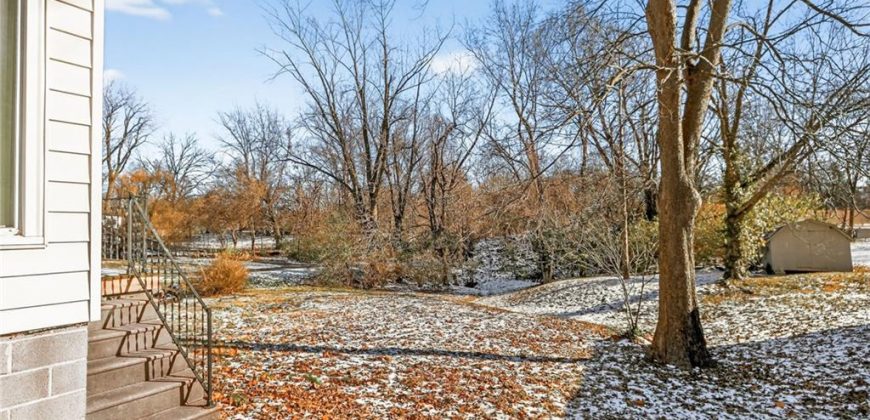 Homes for Sale in Kansas City, MO 64117 | 4013 NE Chaumiere Road