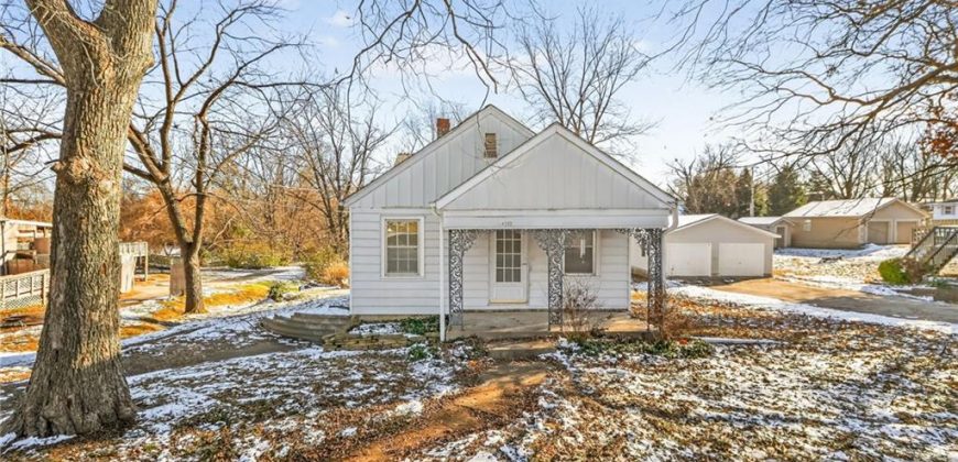 Homes for Sale in Kansas City, MO 64117 | 4013 NE Chaumiere Road