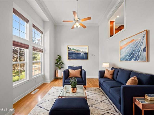 Homes for Sale in Kansas City, MO 64116 | 2911  Gentry Park Parkway