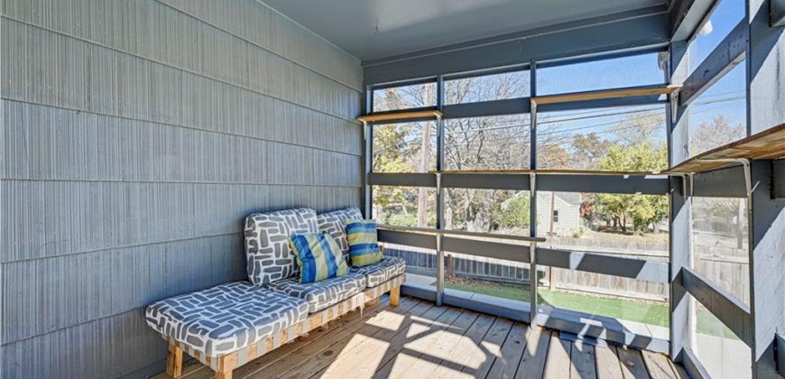 Homes for Sale in Kansas City, MO 64116 | 657 NE Russell Road