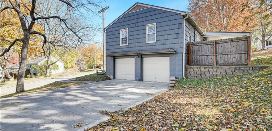 Homes for Sale in Kansas City, MO 64116 | 657 NE Russell Road