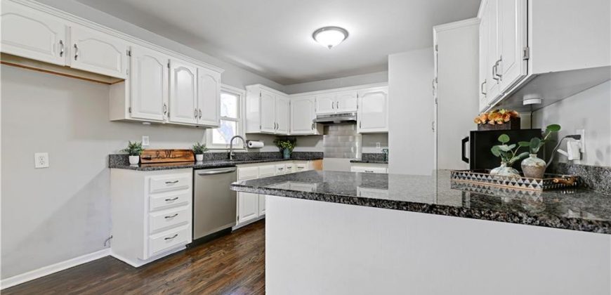 Homes for Sale in Kansas City, MO 64116 | 657 NE Russell Road