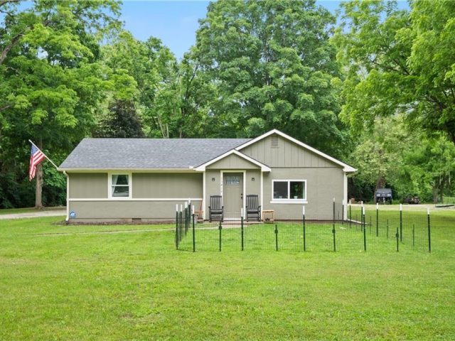 Homes for Sale in Smithville, MO 64089 | 13410  Mt Olivet Road