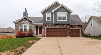 Homes for Sale in Kansas City, MO 64155 | 10135 N Tracy Avenue