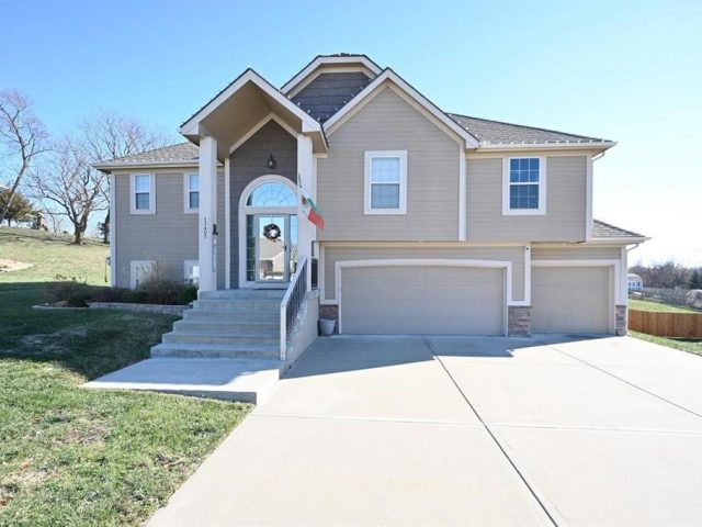 Homes for Sale in Platte City, MO 64079 | 13405 N Bedford Falls Road