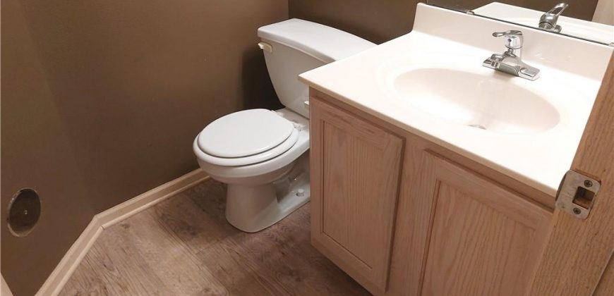 Homes for Sale in Kansas City, MO 64119 | 8039 N Elmwood Avenue