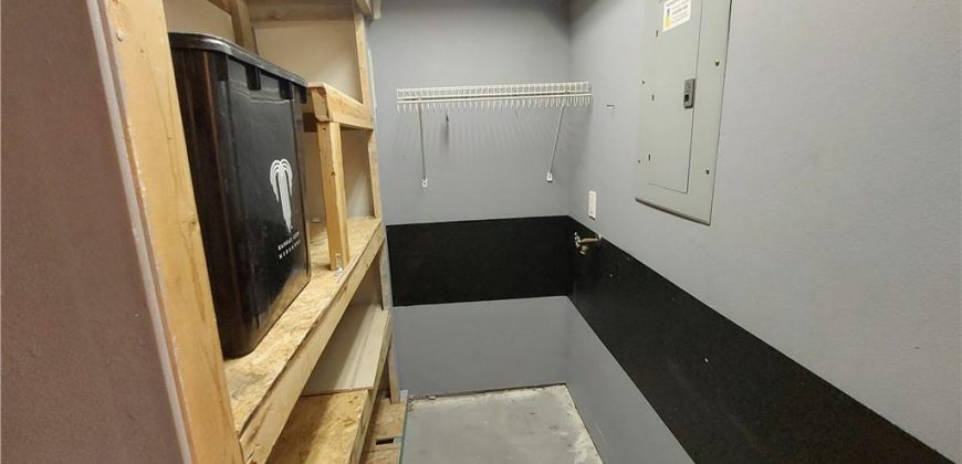 Homes for Sale in Kansas City, MO 64119 | 8039 N Elmwood Avenue