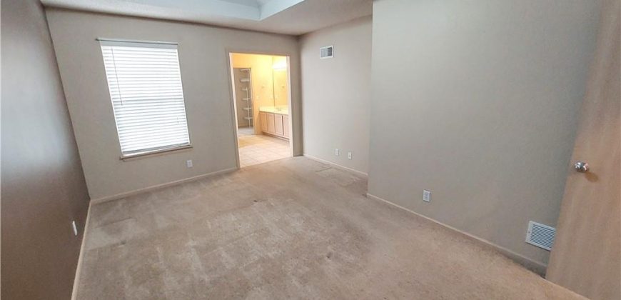 Homes for Sale in Kansas City, MO 64119 | 8039 N Elmwood Avenue