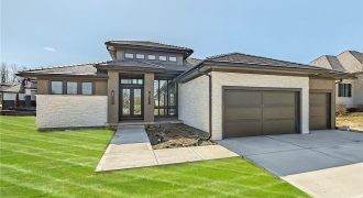 Homes for Sale in Kansas City, MO 64151 | 6101 NW 58th Street