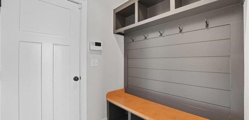 Homes for Sale in Parkville, MO 64152 | 13785 NW 71st Street