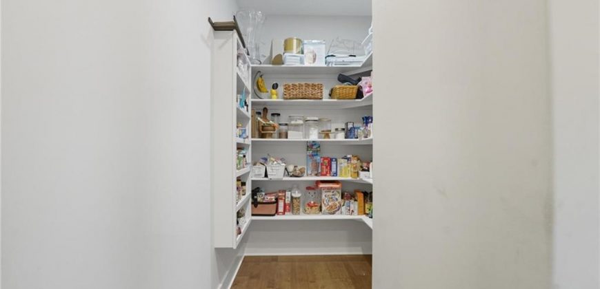 Homes for Sale in Parkville, MO 64152 | 13785 NW 71st Street