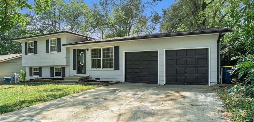 Homes for Sale in Liberty, MO 64068 | 215  Grant Street