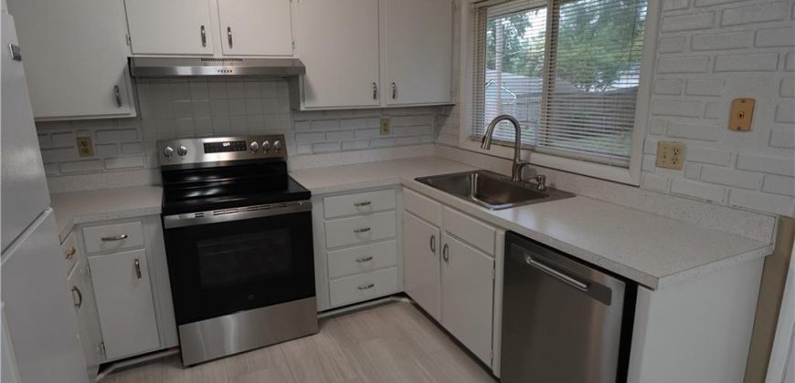 Homes for Sale in Kansas City, MO 64152 | 6922 NW 77th Terrace