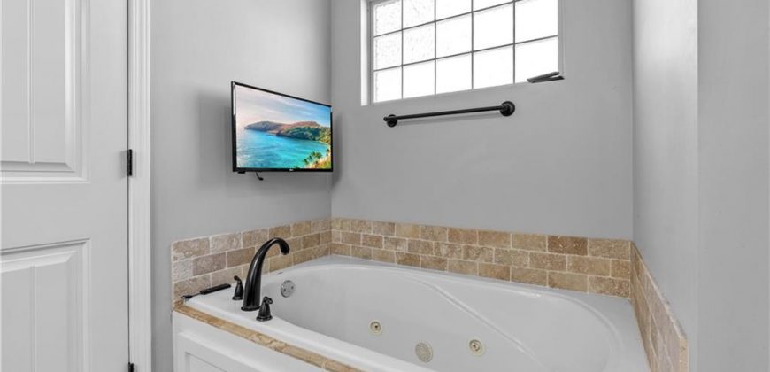 Homes for Sale in Kearney, MO 64060 | 1210 E 15 Street