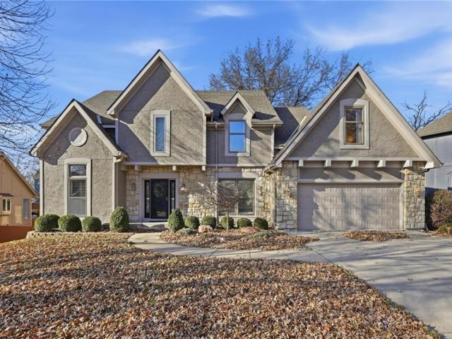 Homes for Sale in Kansas City, MO 64151 | 7432 N Granby Avenue