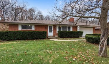 Homes for Sale in Kansas City, MO 64118 | 409 NW 58th Street