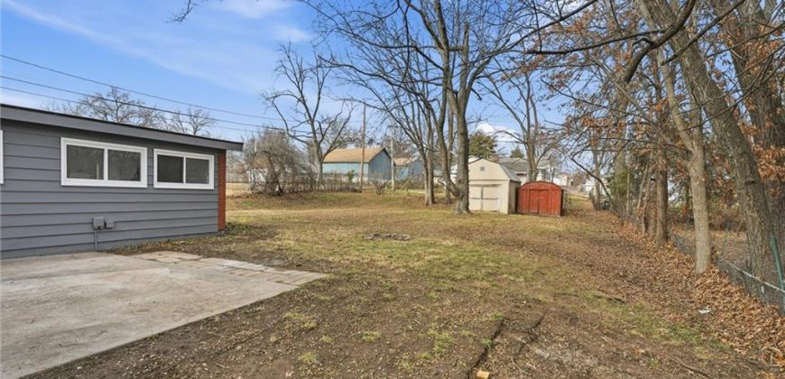 Homes for Sale in Kansas City, MO 64118 | 1204 NE 67th Street