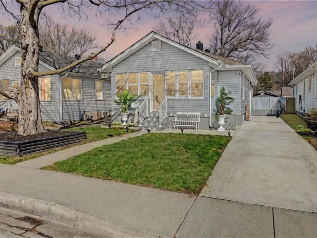 Homes for Sale in North Kansas City, MO 64116 | 1232 E 24th Avenue