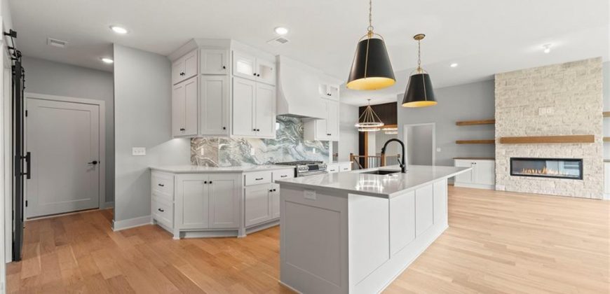 Homes for Sale in Kansas City, MO 64157 | 8716 N Lewis Avenue