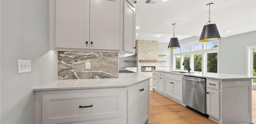 Homes for Sale in Kansas City, MO 64157 | 8716 N Lewis Avenue