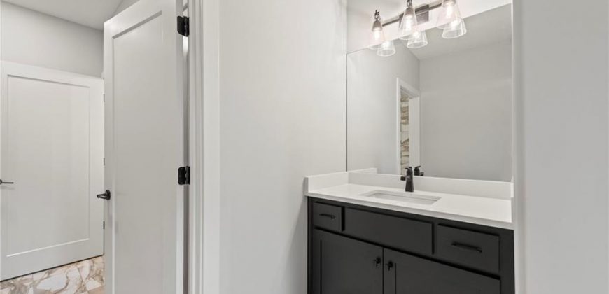 Homes for Sale in Kansas City, MO 64157 | 8716 N Lewis Avenue