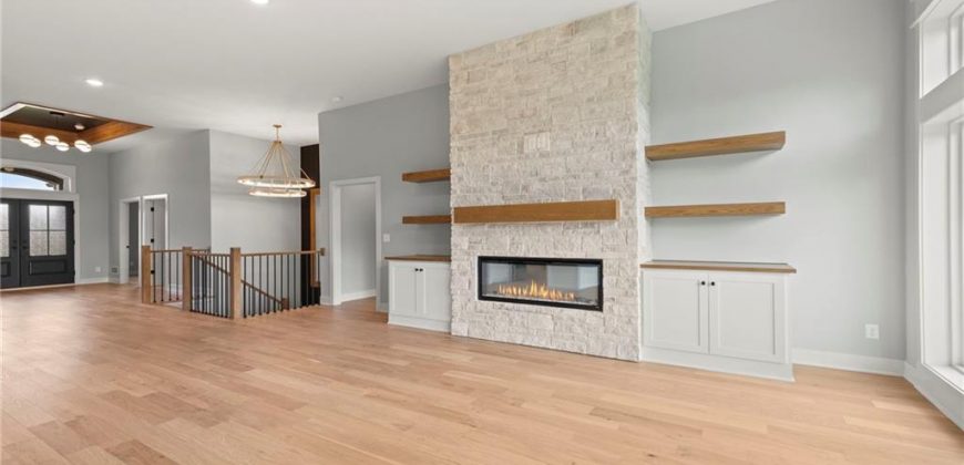 Homes for Sale in Kansas City, MO 64157 | 8716 N Lewis Avenue