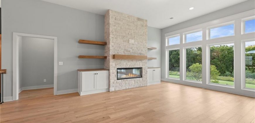 Homes for Sale in Kansas City, MO 64157 | 8716 N Lewis Avenue