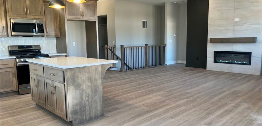 Homes for Sale in Kansas City, MO 64155 | 912 NW 94 Terrace