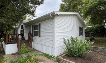 Homes for Sale in Liberty, MO 64068 | 1112  PIER Street