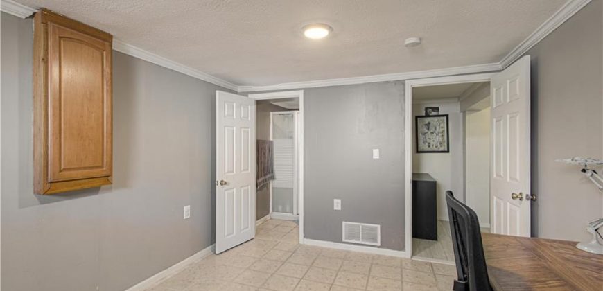 Homes for Sale in Liberty, MO 64068 | 1108 S Prairie Street