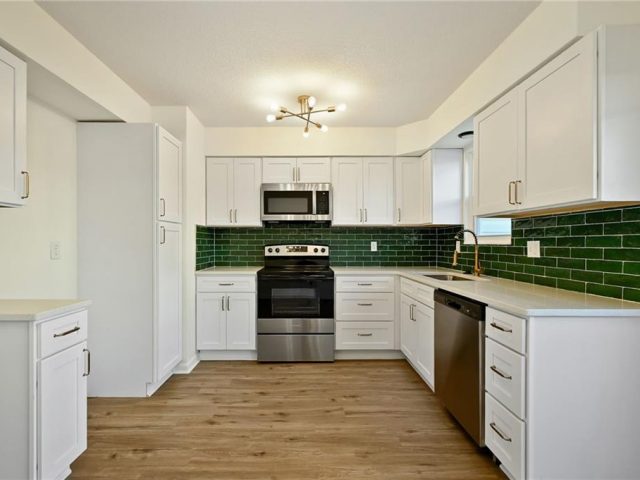 Homes for Sale in Kansas City, MO 64119 | 6805 N Askew Circle