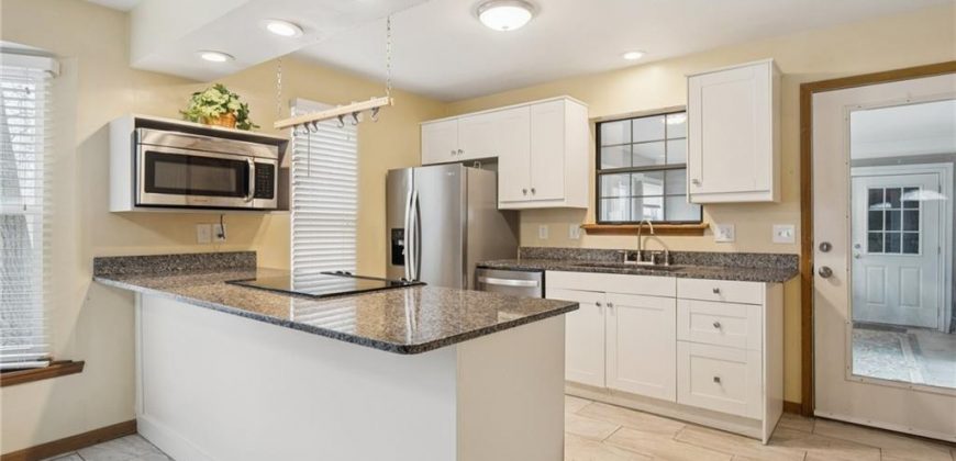 Homes for Sale in Kansas City, MO 64155 | 8418 N Park Court