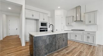 Homes for Sale in Kansas City, MO 64155 | 1615 NW 105th Terrace