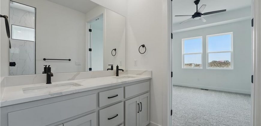 Homes for Sale in Kansas City, MO 64155 | 1615 NW 105th Terrace