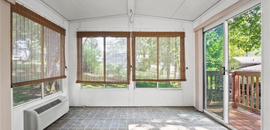 Homes for Sale in Gladstone, MO 64118 | 1601 NE 62nd Terrace