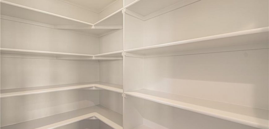 Homes for Sale in Kansas City, MO 64157 | 9808 N Laurel Avenue